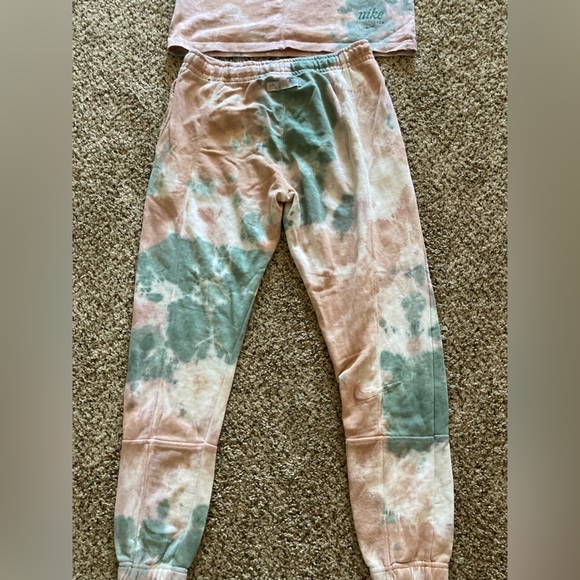 Nike sweatsuit set Men (small) - Picture 2 of 7